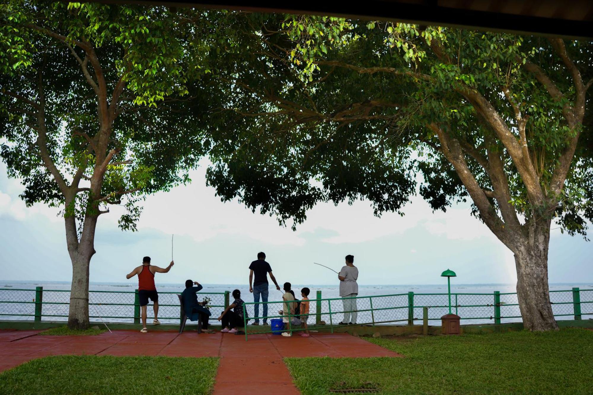 Illikkalam Lakeside Cottages Kumarakom Kerala Exterior photo